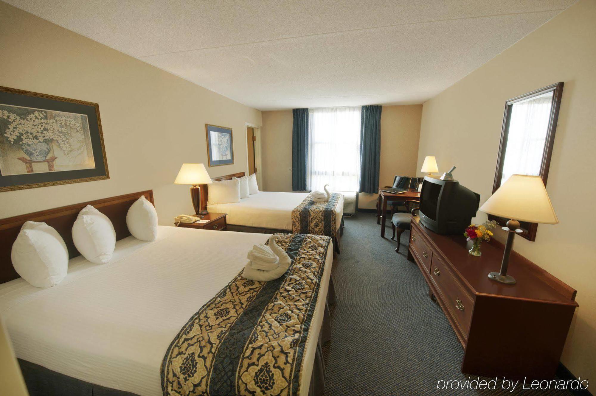 Best Western Potomac Mills Woodbridge Room photo